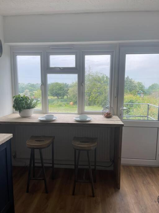 Stylish Apartment With Stunning Views Chislet Exteriör bild